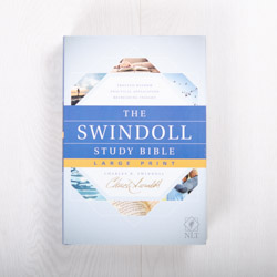 The Swindoll Study Bible NLT, Large Print Hardcover